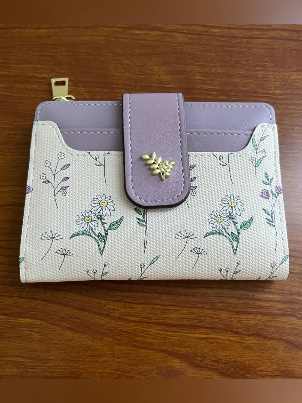 NWOT GAEKEAO Small Bifold Wallet Purple Wildflowers Faux Leather RFID Zipper